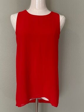 Women's Red Sleeveless Round-Neck Tank Top